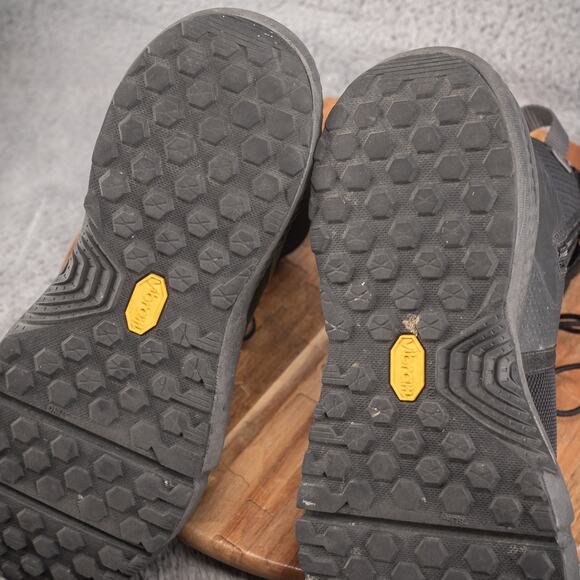 Under Armour Men's Charged Valsetz Zip Tactical Boot Size 7.5 - Picture 9 of 9